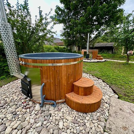 Captain'S House - Kaptenimaja - Apartments Kärdla Екстериор снимка
